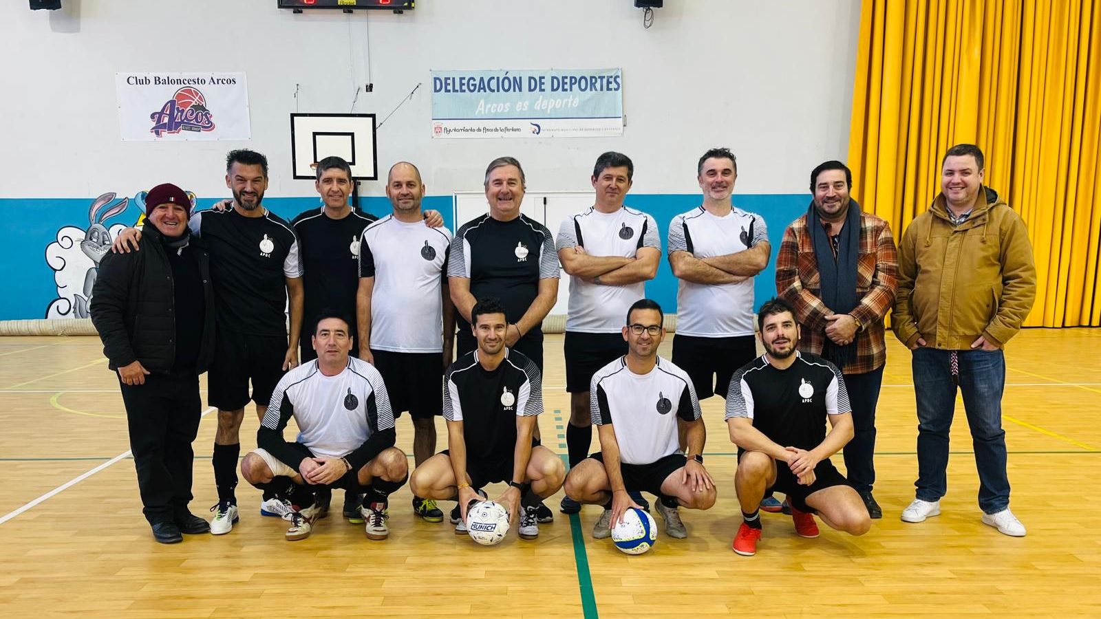 El Pabellón de Deportes de Arcos acogió el XI Torneo de Navidad de la APD.