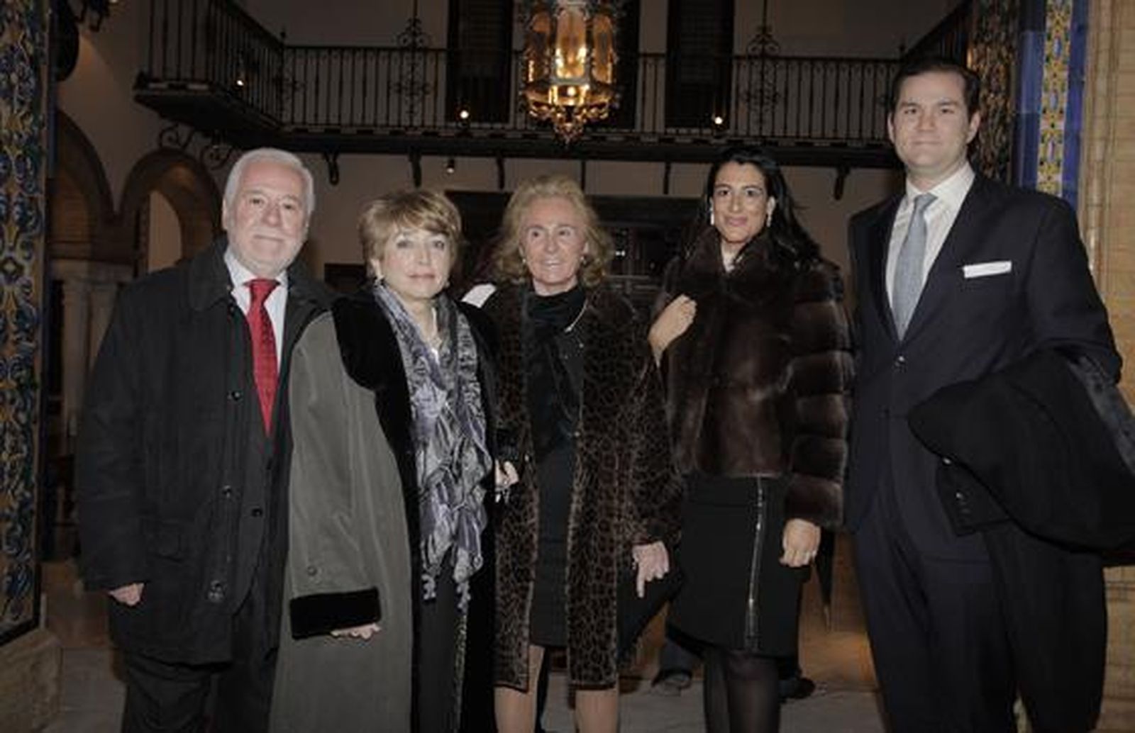 Francisco Rodríguez, María Martín, Margarita Moya Sanabria, Lourdes Moreno y Juan Moya Yoldi. / Reportaje gráfico: Antonio Pizarro / Juan Carlos Muñoz / Juan Carlos Vázquez