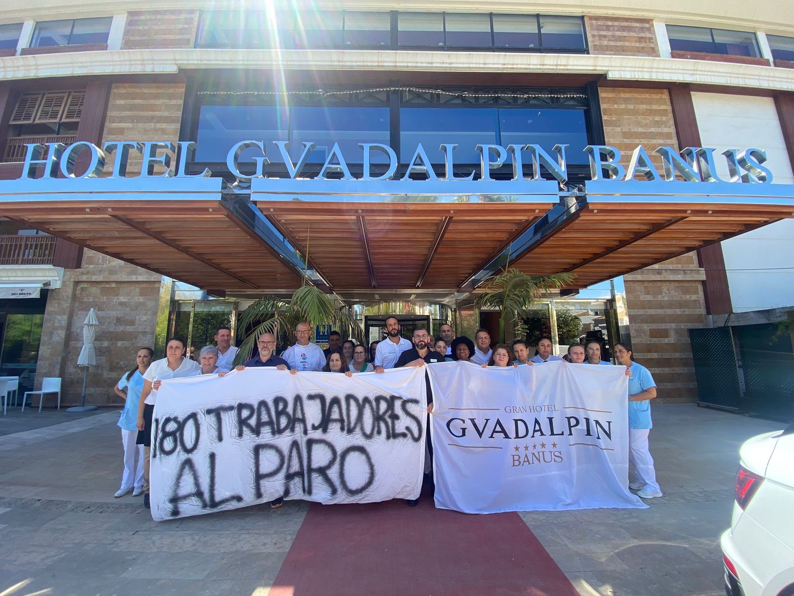 Una concentración de los trabajadores del hotel Guadalpín Banús en una imagen de archivo.