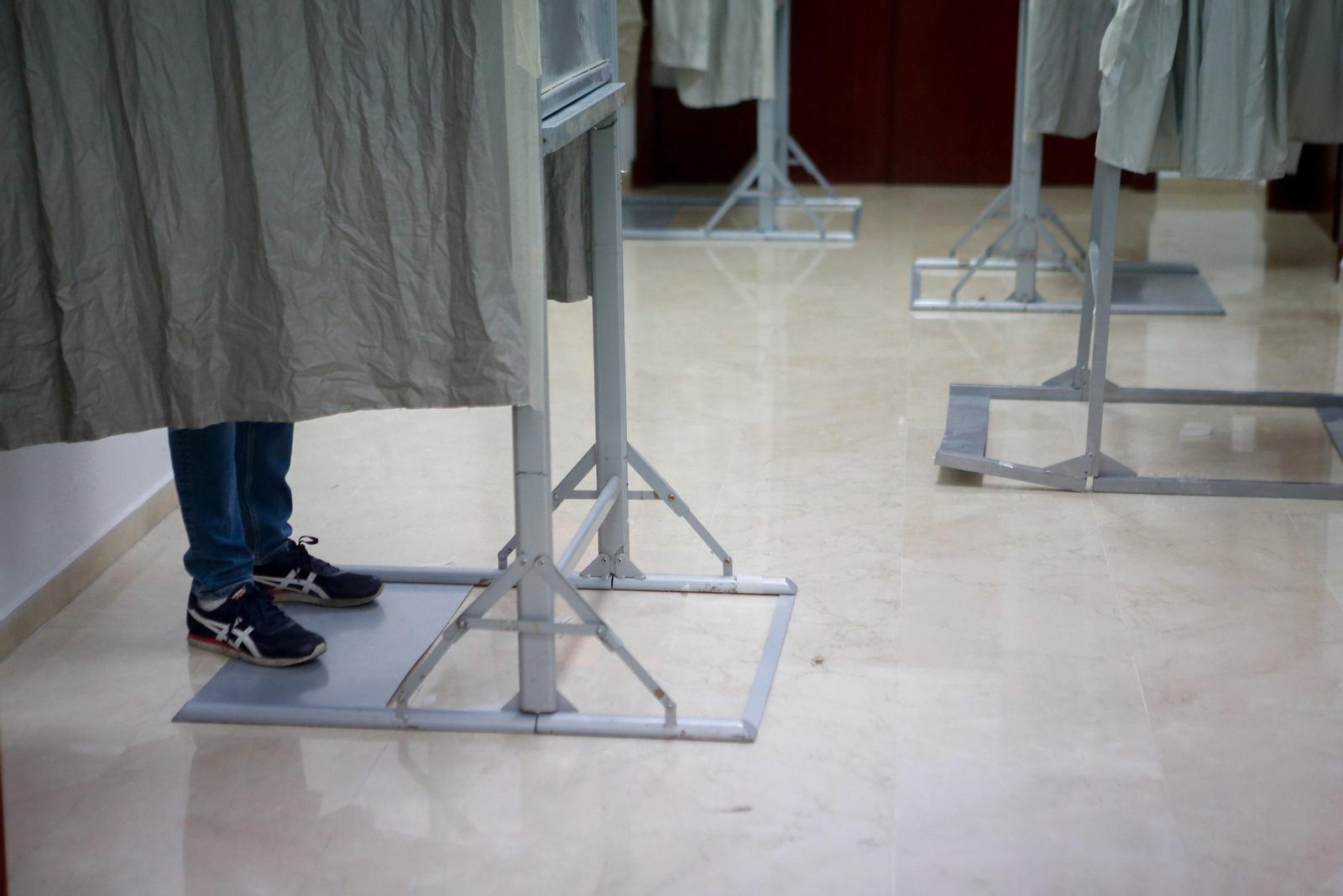 Votación de los trabajadores de Acerinox a la última propuesta presentada sobre el convenio, en imágenes