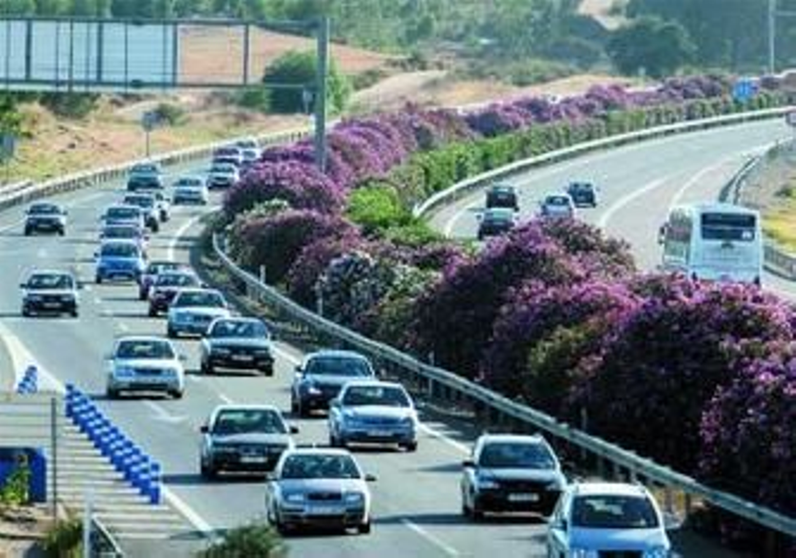 El tráfico es uno de los factores que más contaminantes.