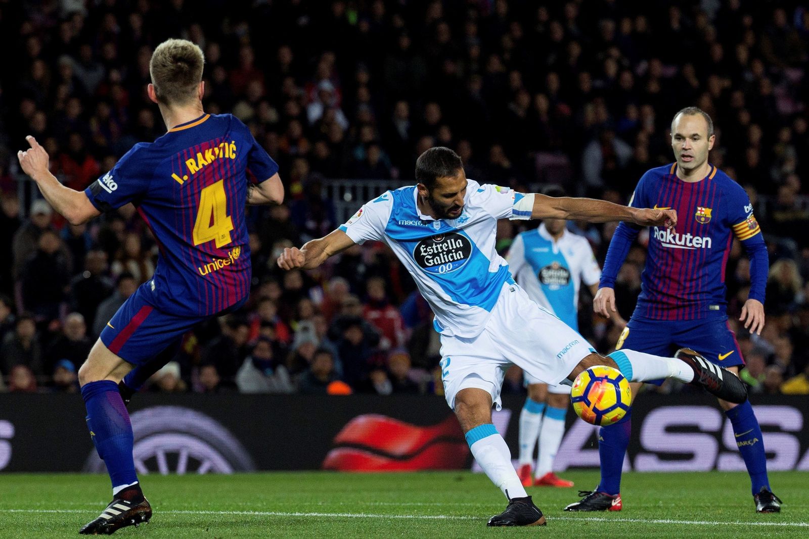 El Barcelona-Deportivo de La Coruña, en imágenes