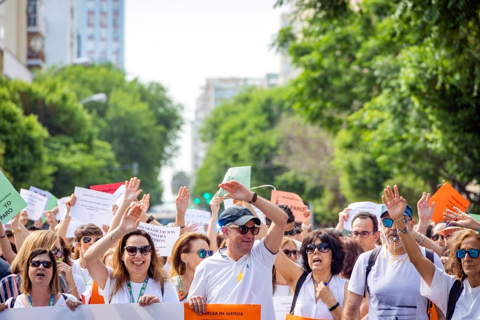 Las imágenes de las protestas de los funcionarios de justicia.