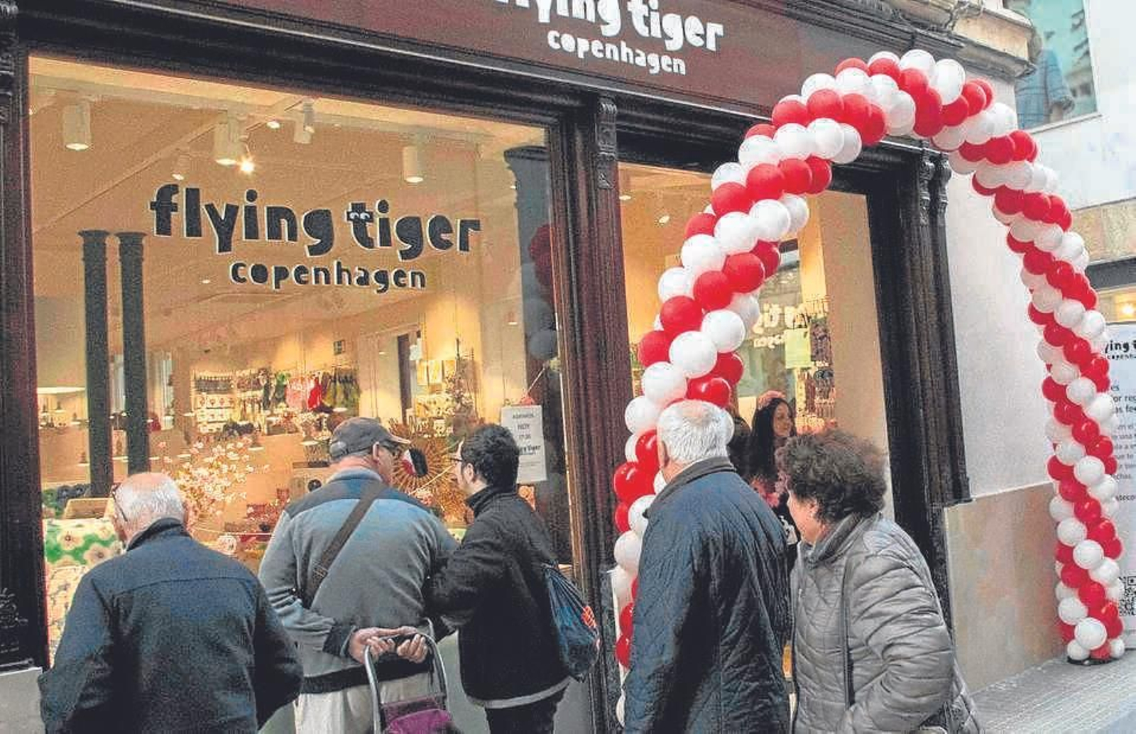 Tiger inaugura su primera tienda en cádiz ante una gran expectación