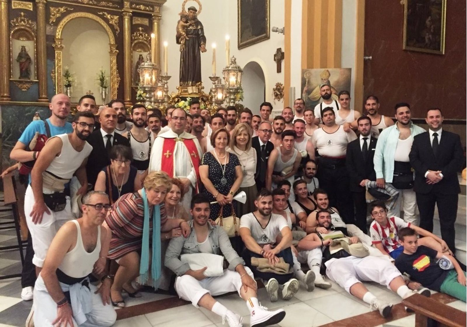 Los fieles participaron en diferentes actos por San Antonio.