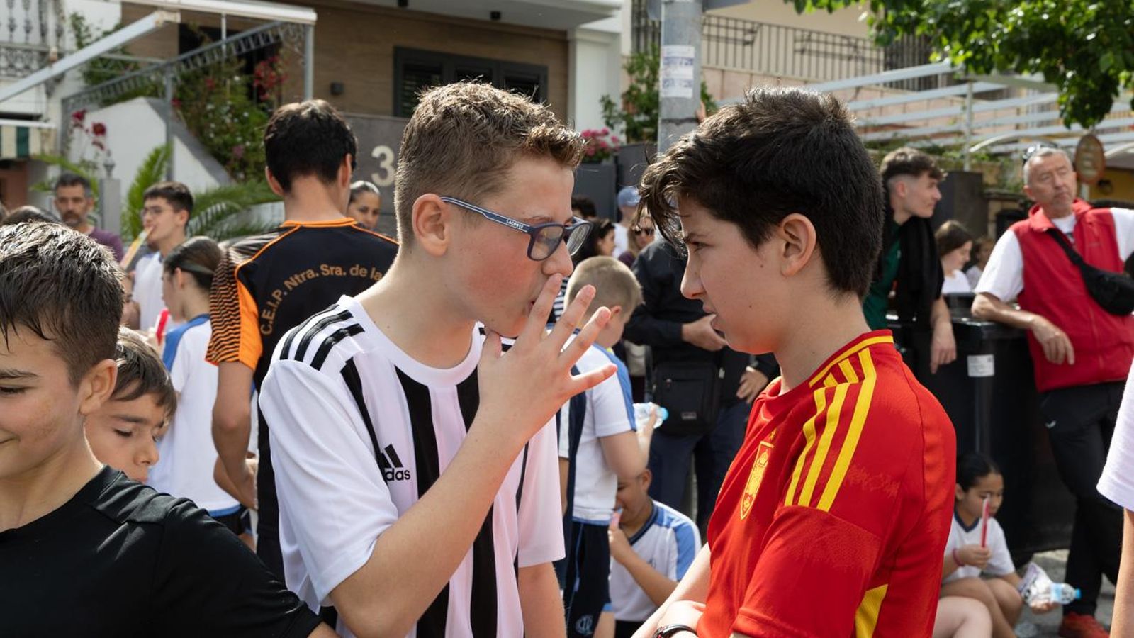 La carrera escolar de “La Gloria” que aúna inclusión y solidaridad, en imágenes