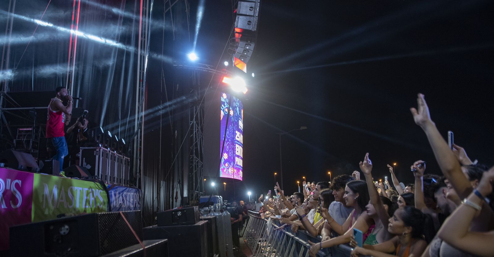 Las imágenes de  Lirico en la casa en el  Bienvenida Music Festival