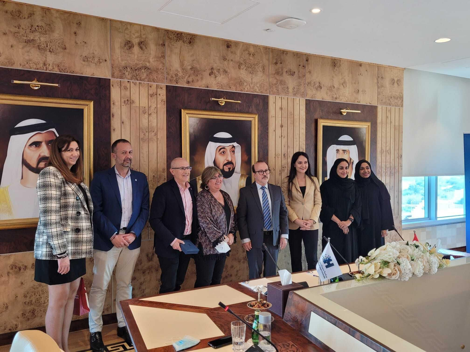 Granada muestra sus armas en Dubai Granada muestra sus armas en Dubai
