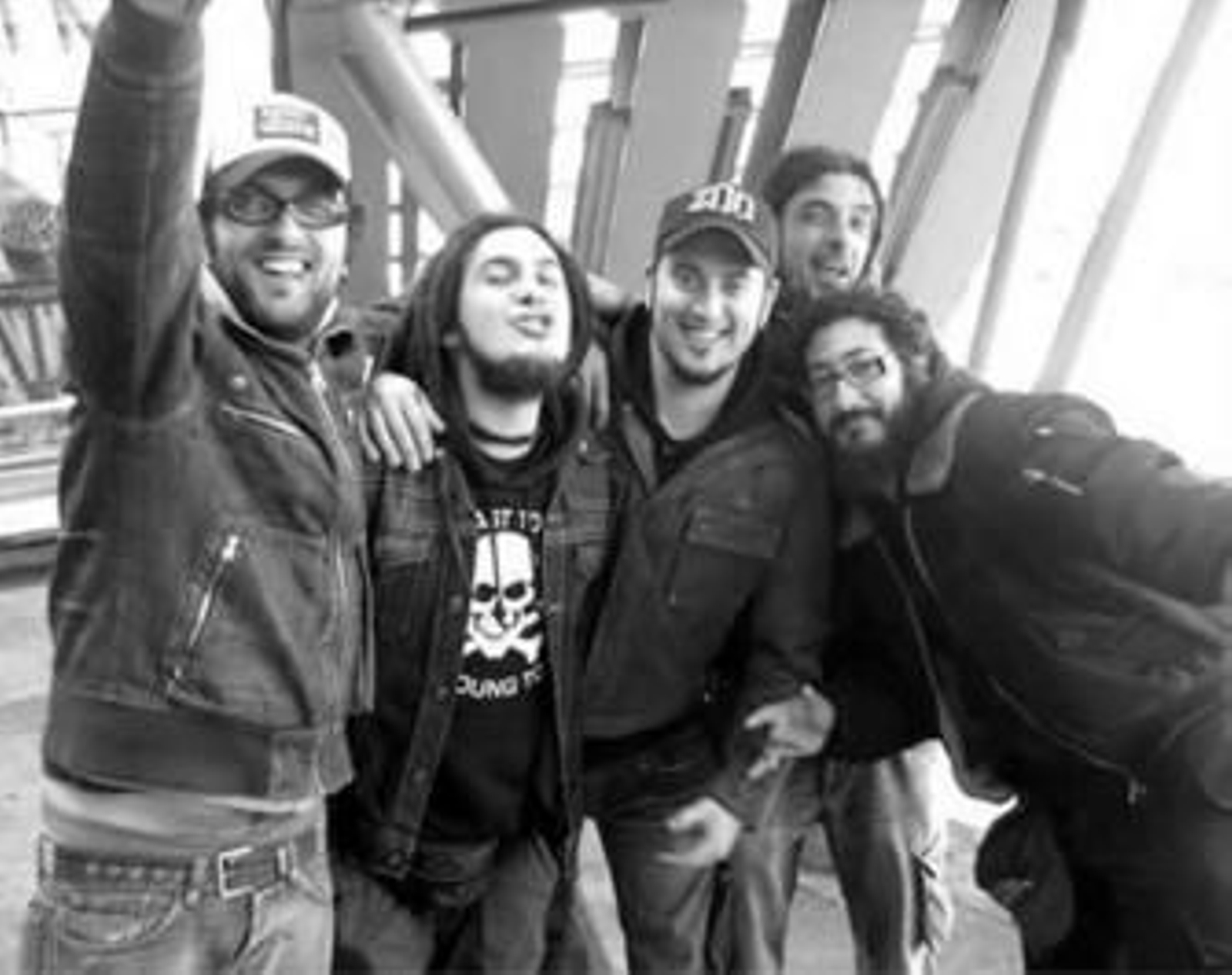 Los cinco componentes de Brutal Thin. Los cinco componentes de Brutal Thin.