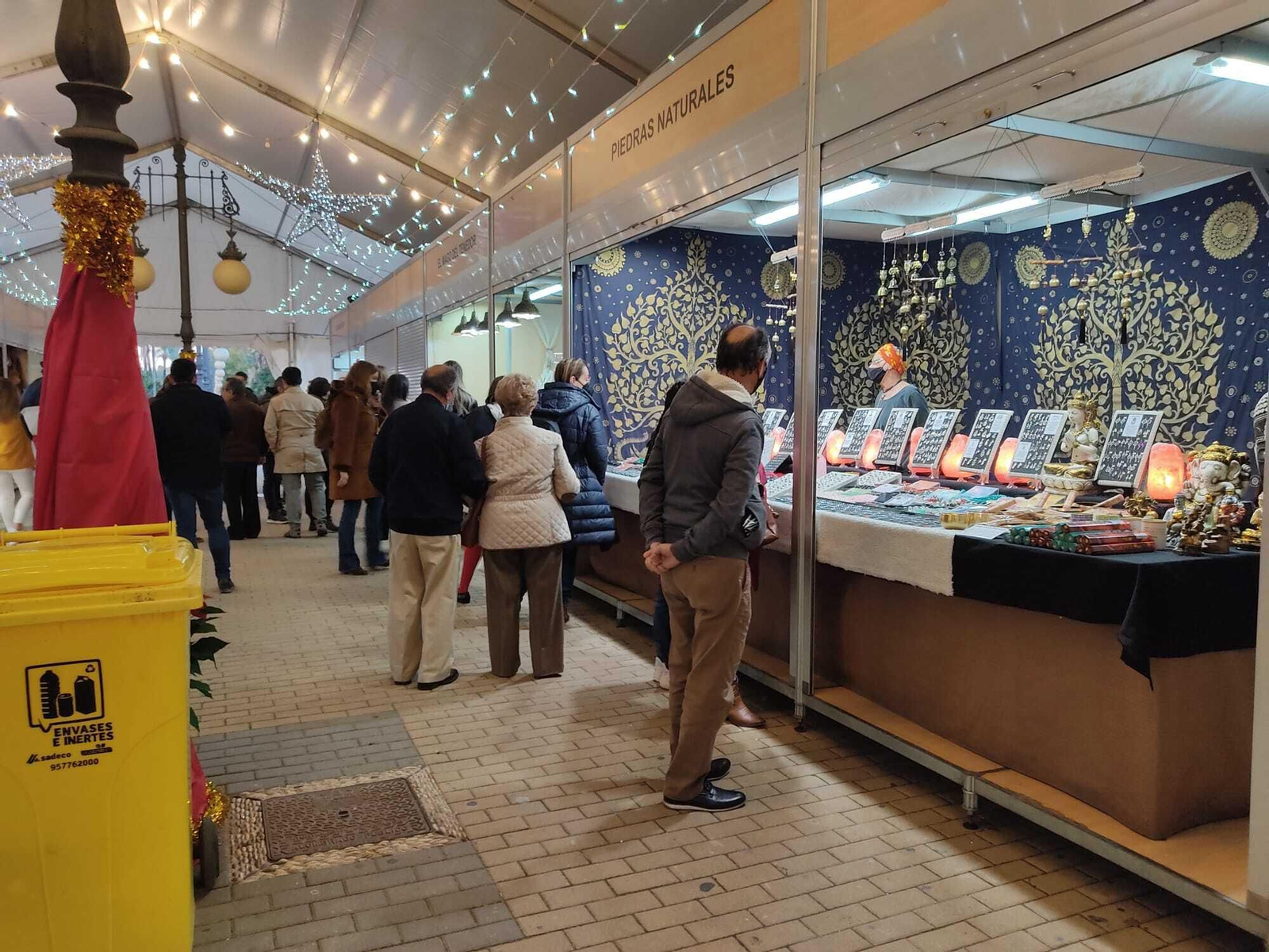 La inauguración de la carpa navideña de la Victoria en Córdoba, en fotografías