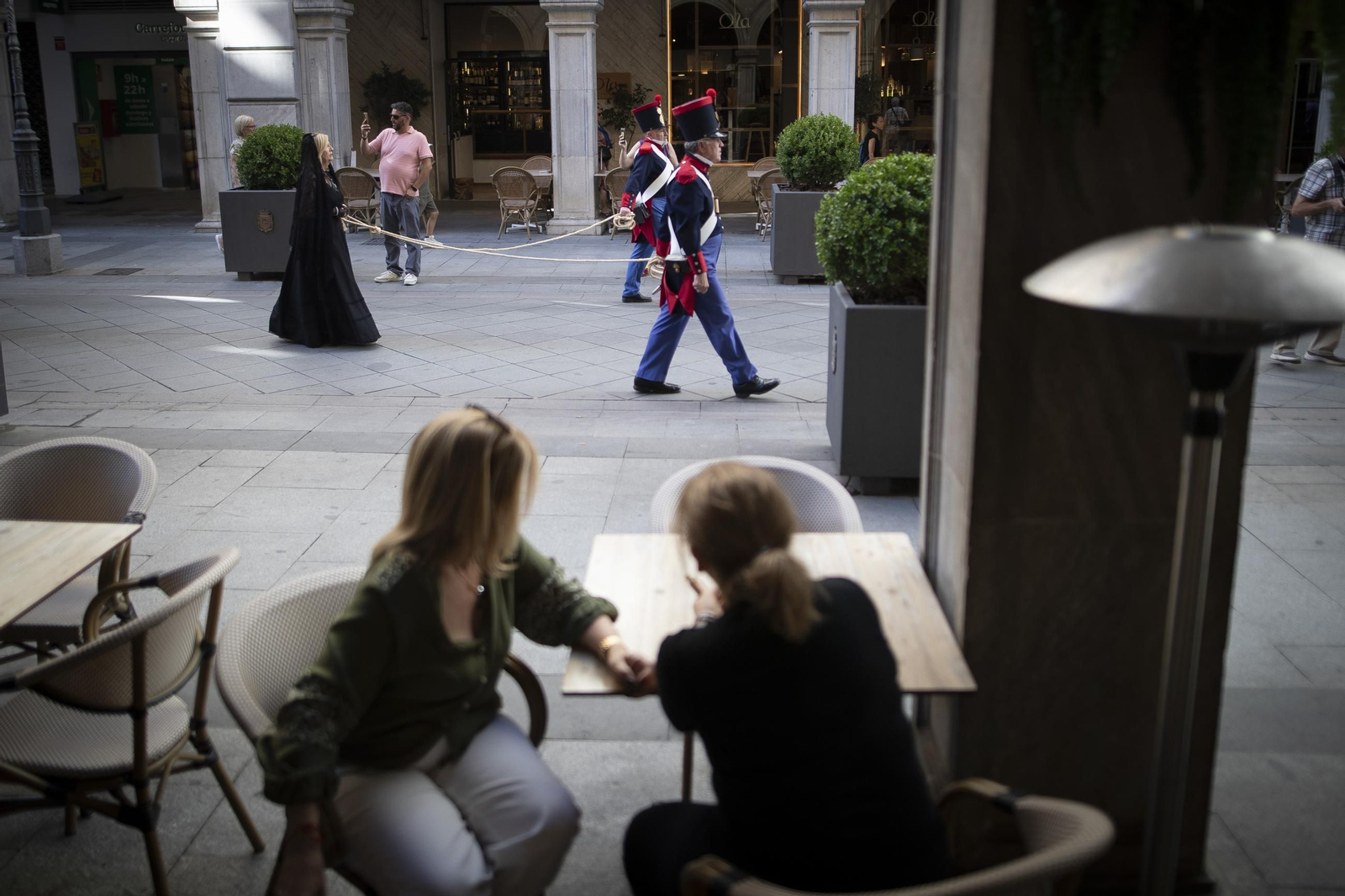 Las mejores imágenes de la tradicional proecesión en honor a Mariana Pineda en Granada