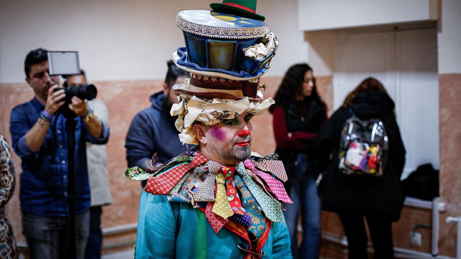 Búscate entre las mejores imágenes de la octava sesión preliminares del COAC 2025