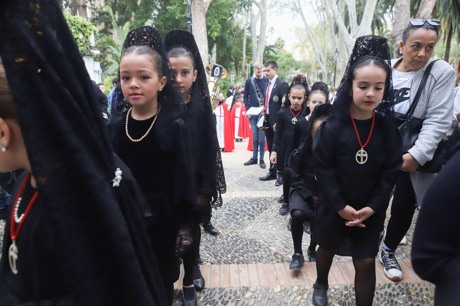 Fotos de la procesión infantil del colegio Nuestra Señora de los Milagros de Algeciras