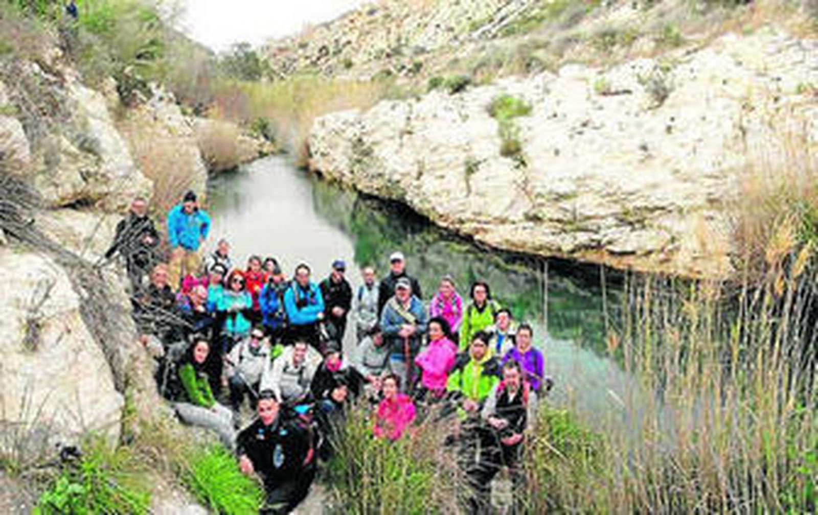 El grupo de participantes de esta nueva salida de senderismo.