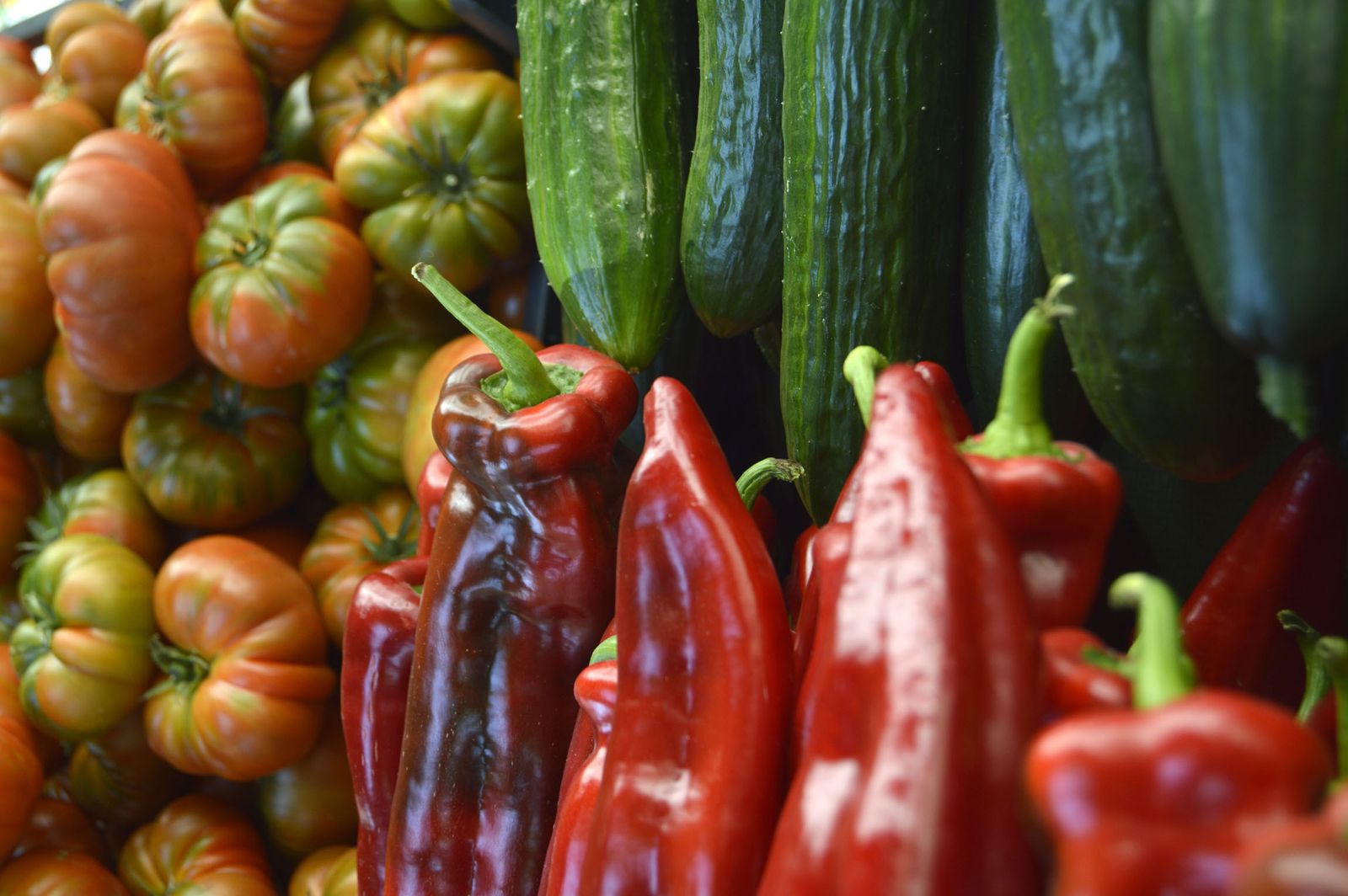 Frutas y hortalizas en el mercado.