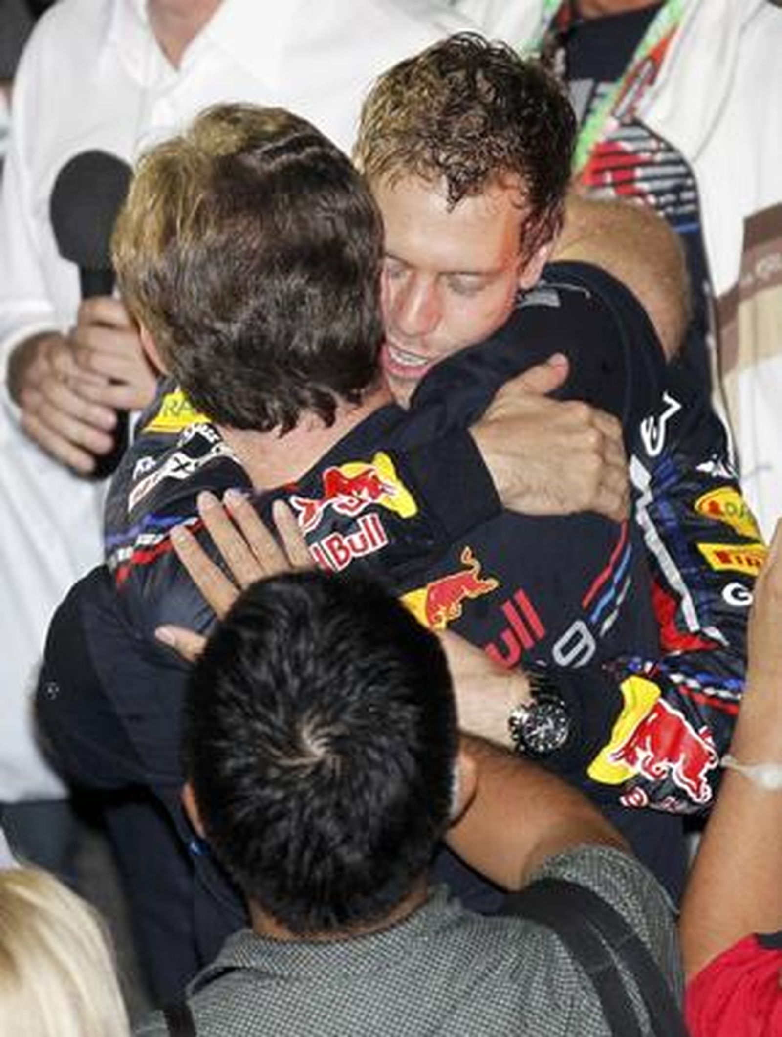 Sebastian Vettel gana en Suzuka su segundo mundial a cuatro carreras del final del campeonato. / Reuters