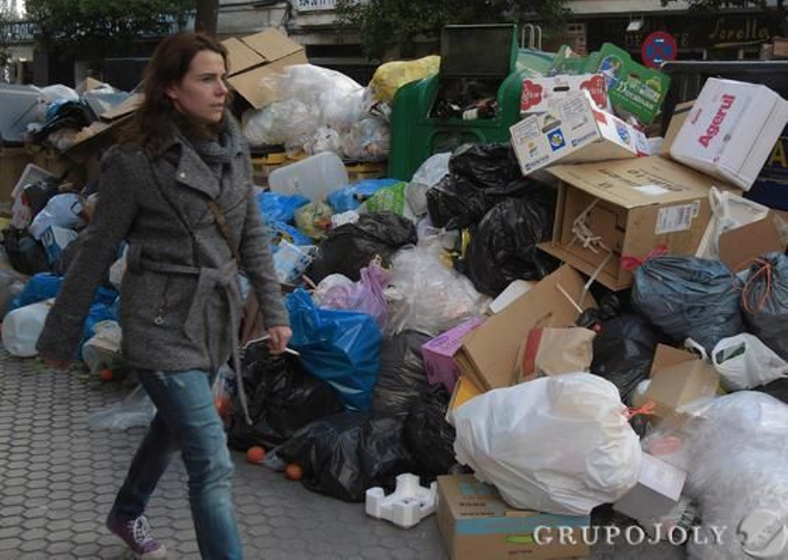 Montañas de basura en las calles.

Foto: Antonio Pizarro