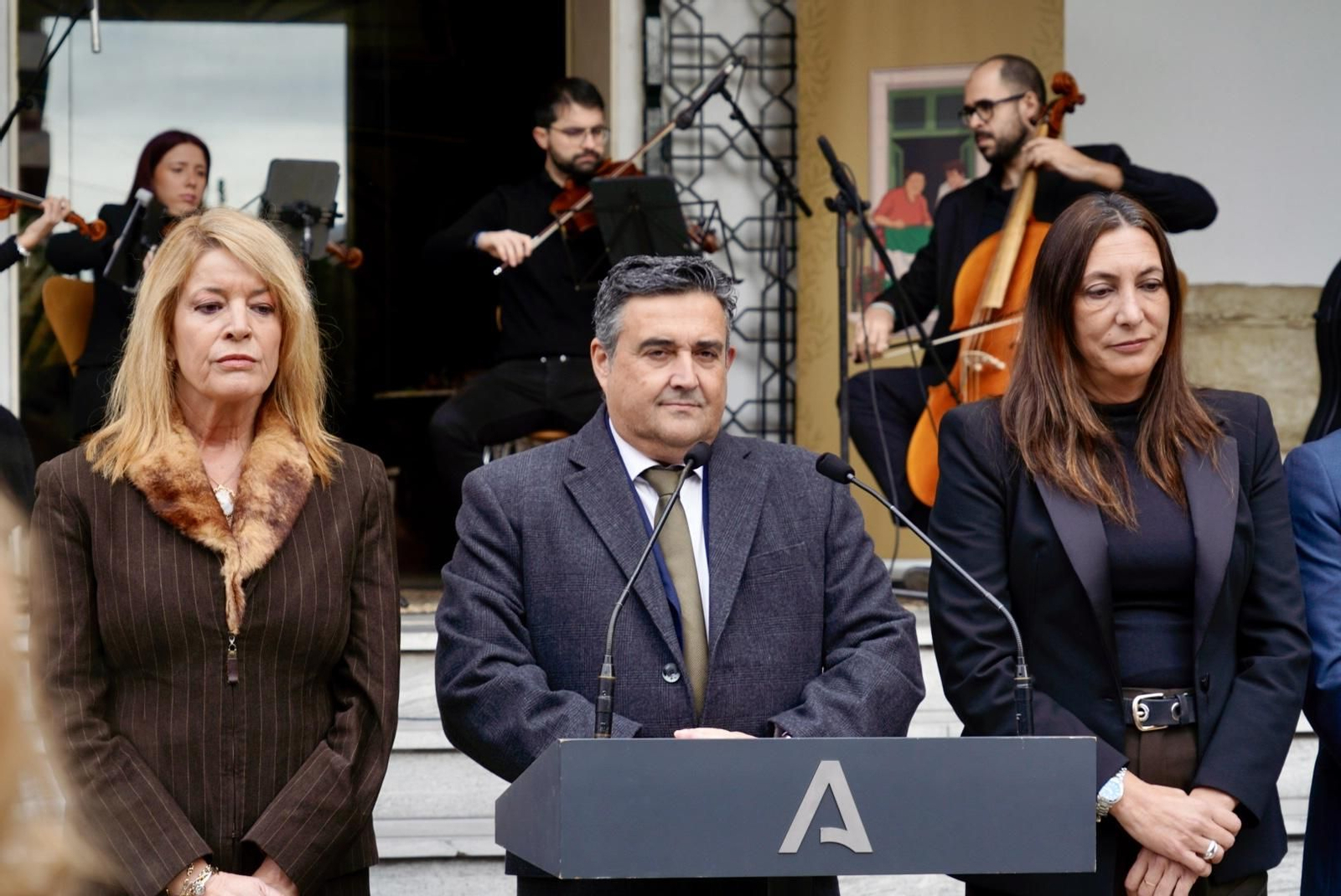 Imágenes del acto de celebración del Día de la Bandera organizado por la Junta de Andalucía en Huelva
