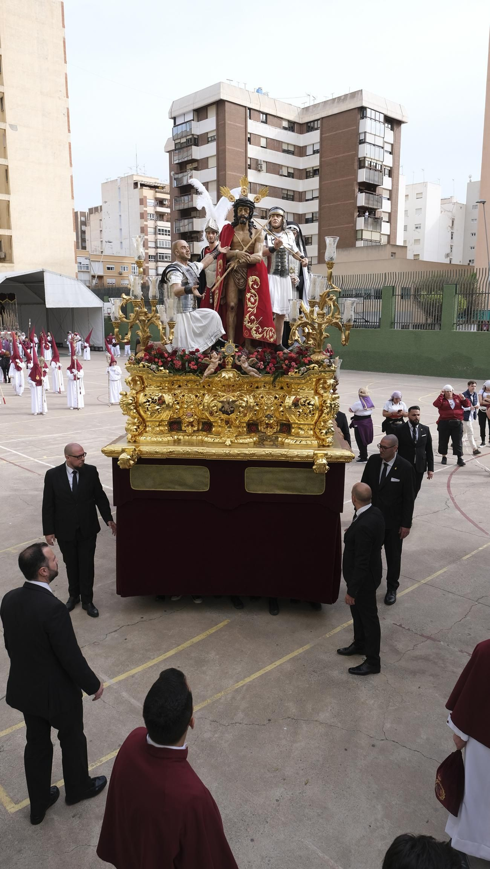 La procesión de Coronación en Almería, en imágenes