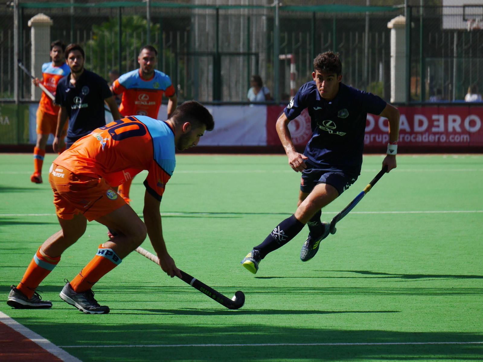 Lance del partido entre Hockey Benalmádena y SPV Complutense. Lance del partido entre Hockey Benalmádena y SPV Complutense.