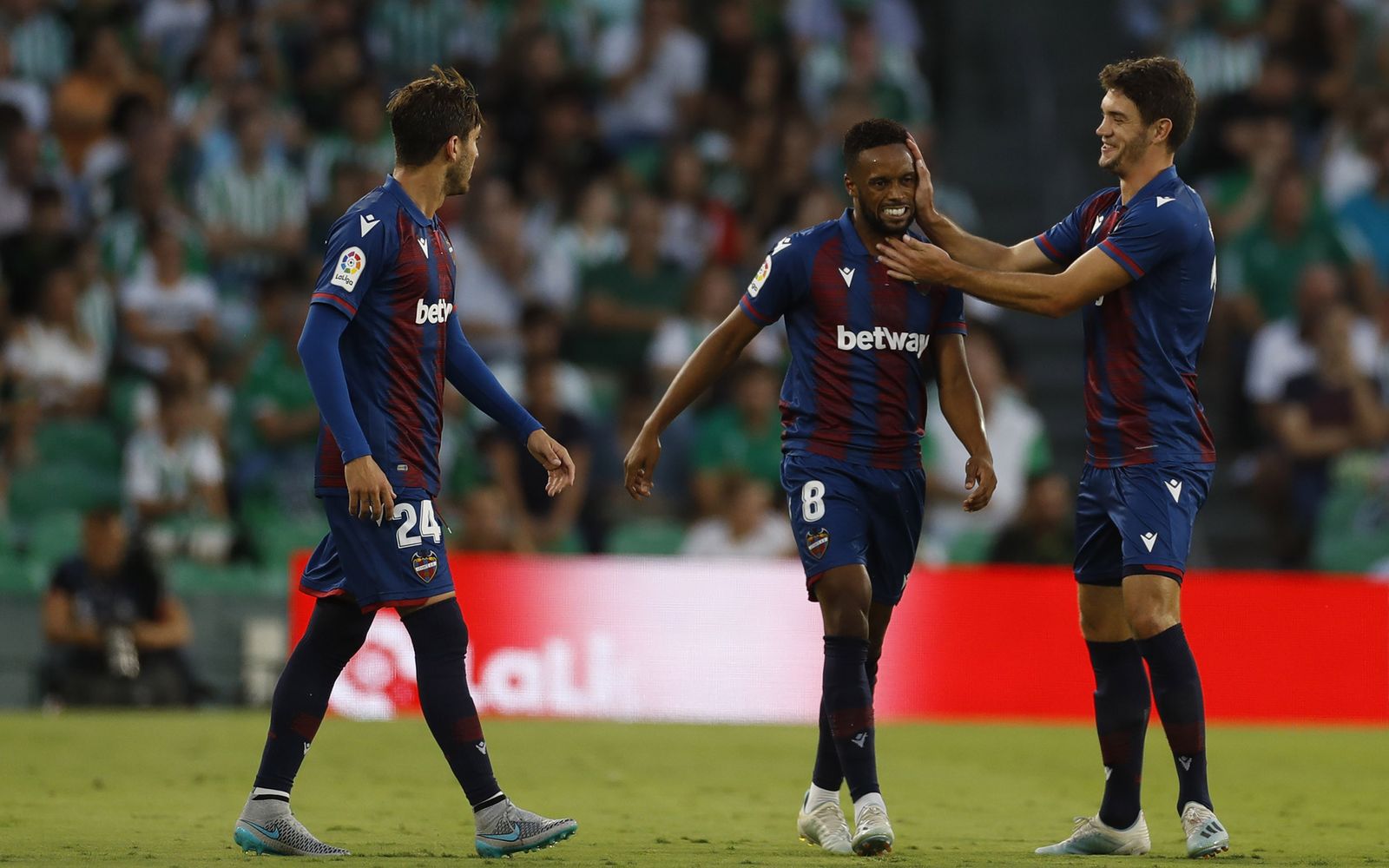 El Betis-Levante, en imágenes