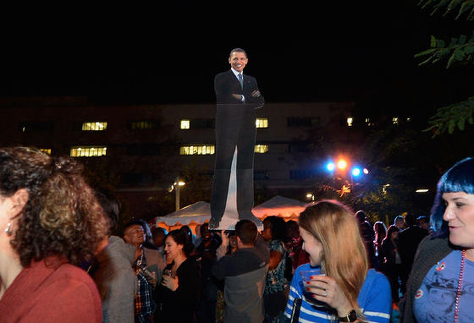 Seguidores de Obama celebran su victoria en Washington.

Foto: Afp