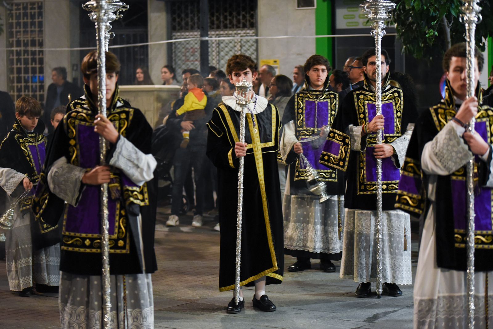 Las fotos del vía crucis de la hermandad de la Buena Muerte