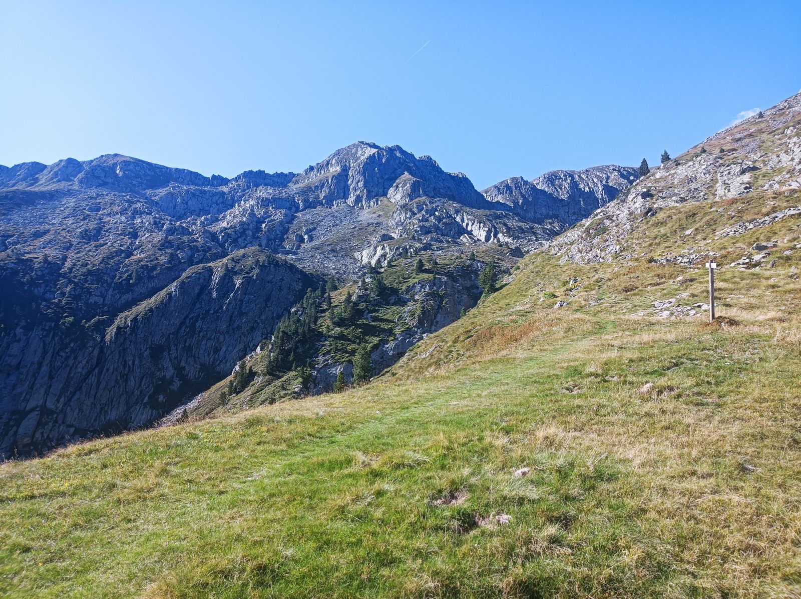 Nos acercamos al Canal del Puerto de Viella.