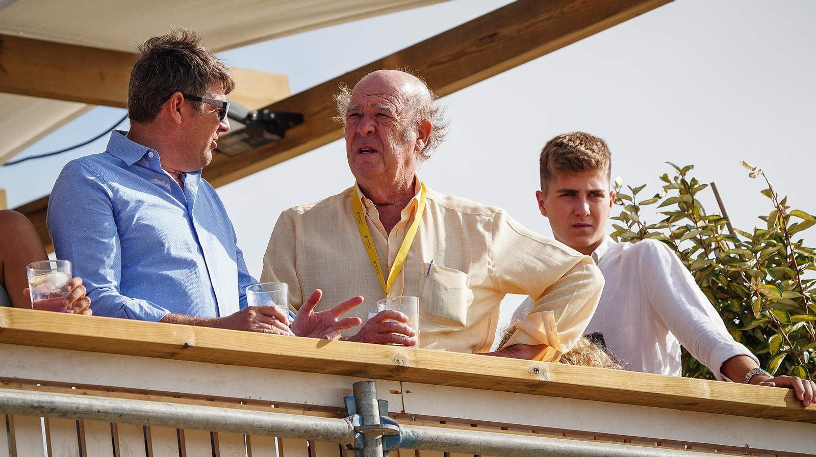 Búscate en las Carreras de Caballos de Sanlúcar