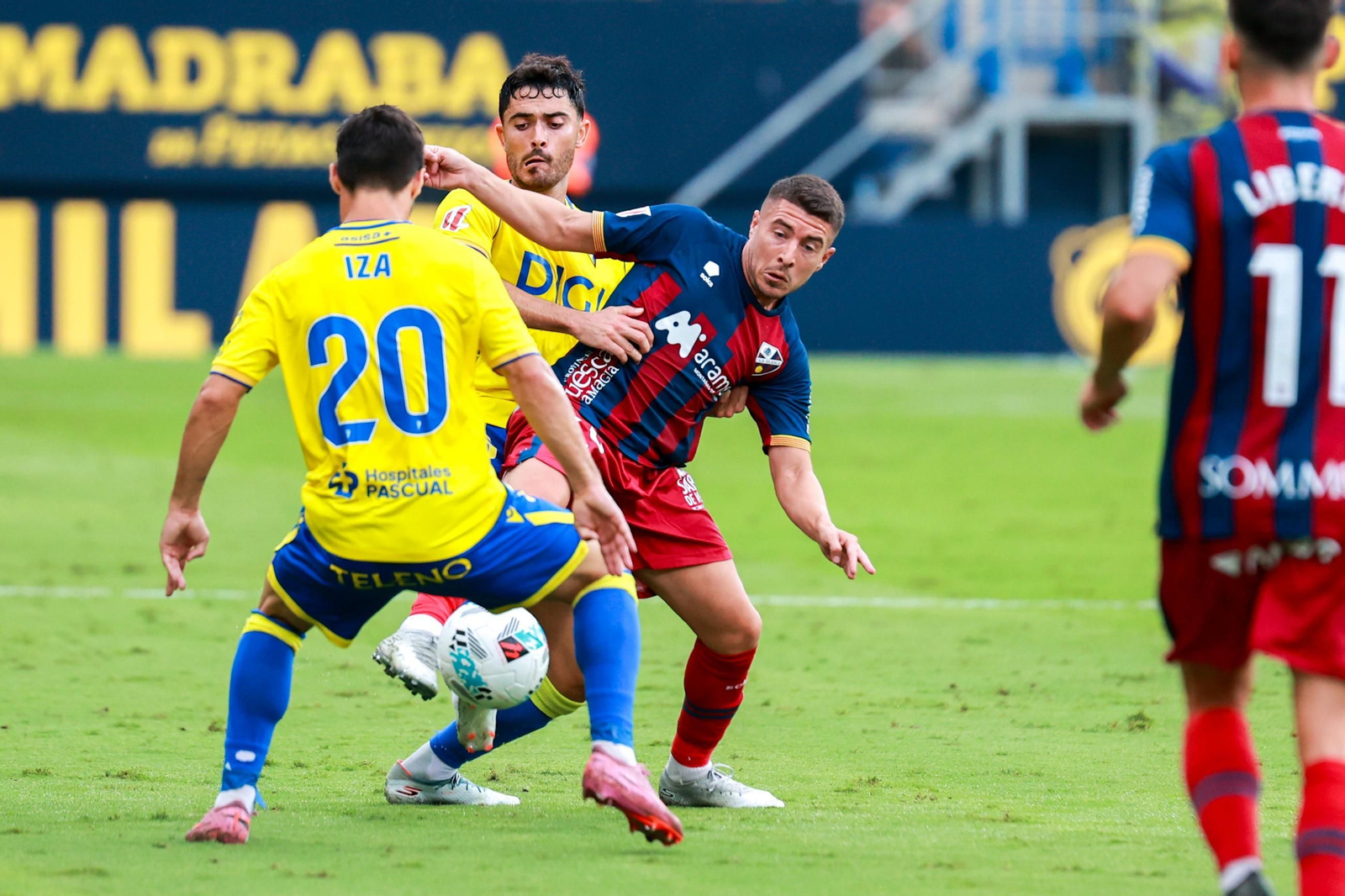 Las imágenes del Cádiz CF-Huesca