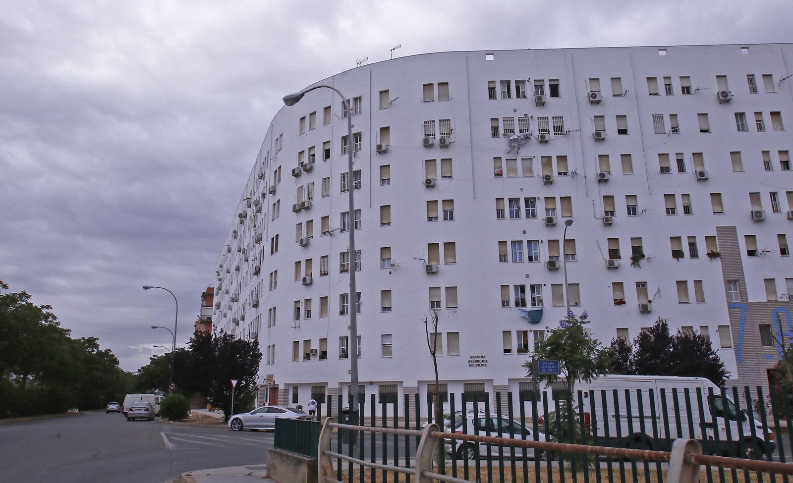 El conjunto de bloques conocido como el Parchís, donde se hallaron las plantas.