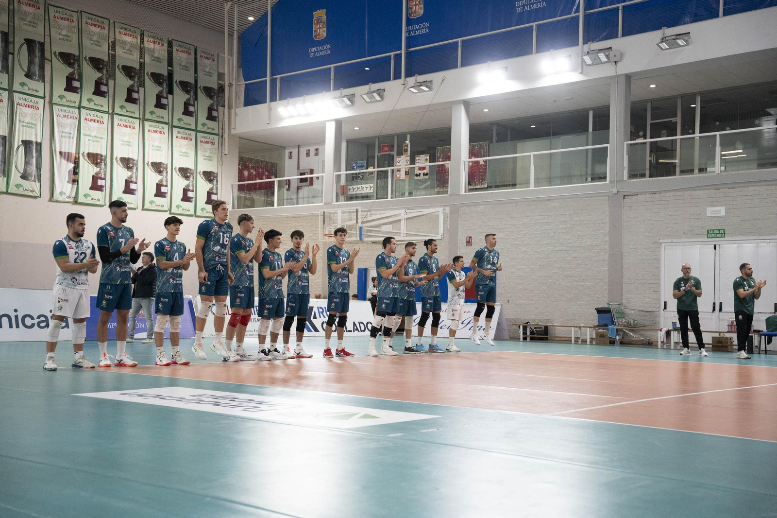 Las imágenes del partido de Superliga entre Unicaja Costa de Almería y Instercap Asisa Tarragona