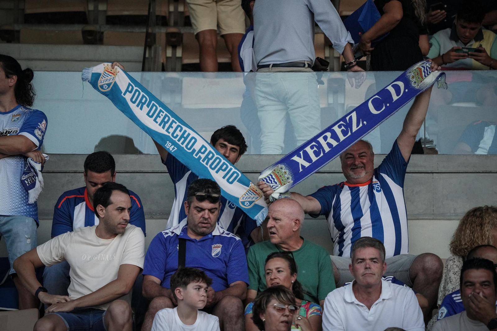 Búscate en el del partido del Xerez CD - UCAM