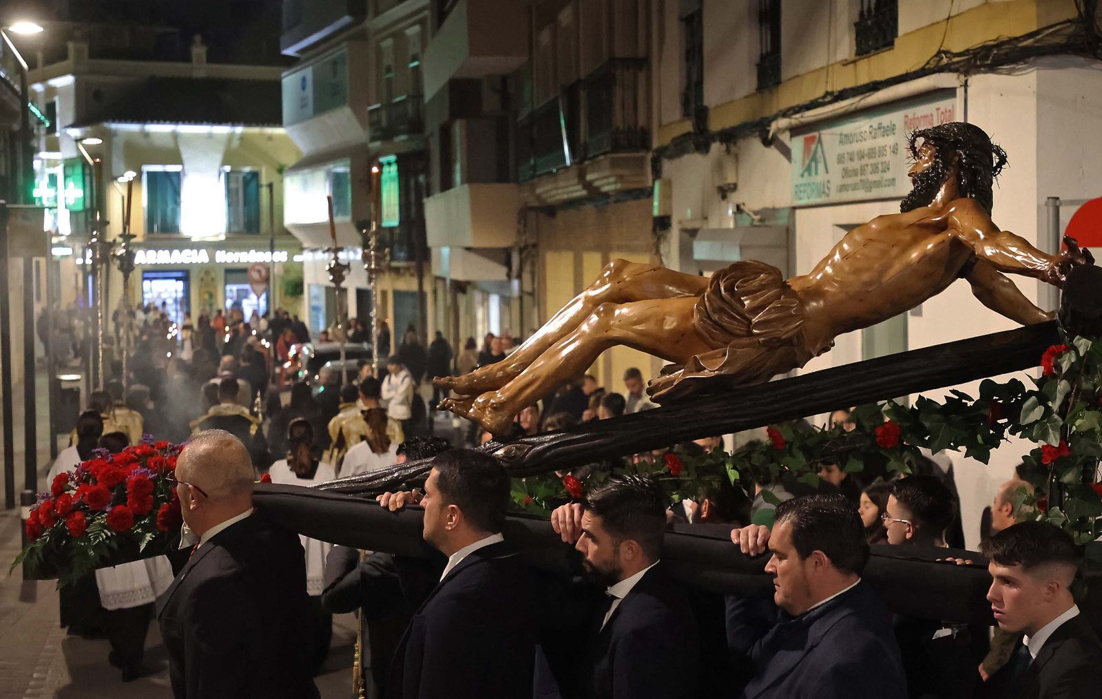 Imágenes del Vía Crucis oficial del Consejo Local de Hermandades y Cofradías de Algeciras