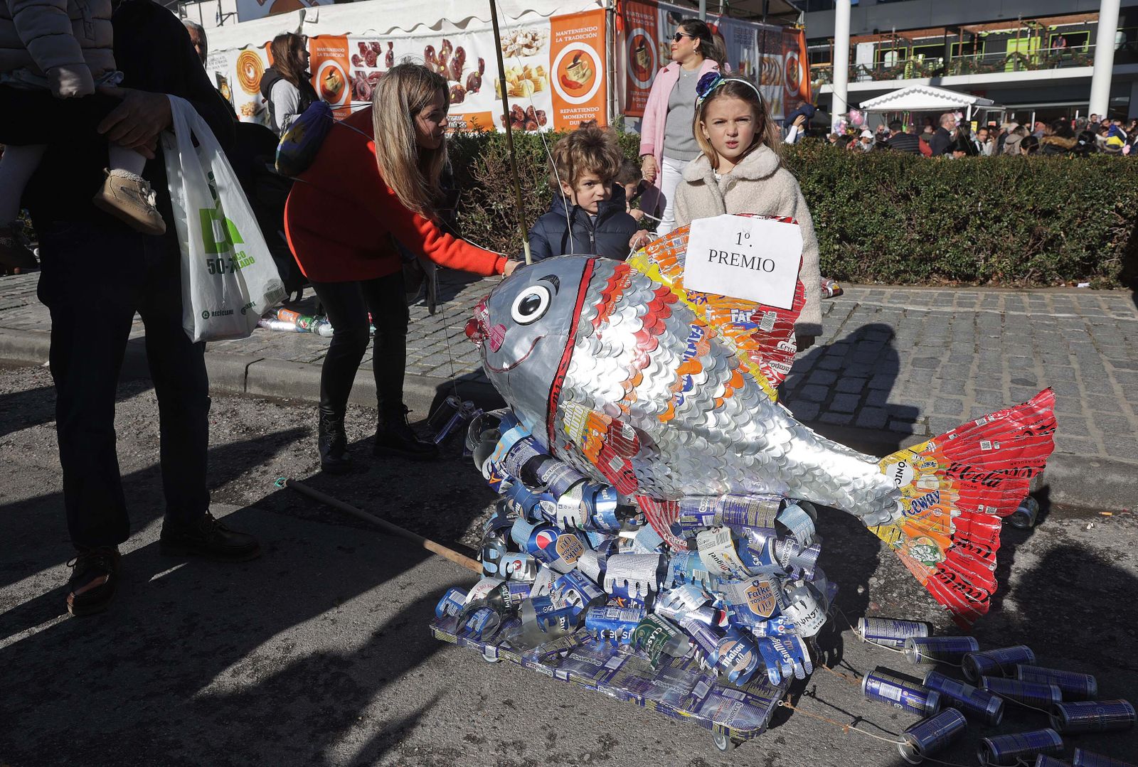 Fotos del arrastre de latas en Algeciras