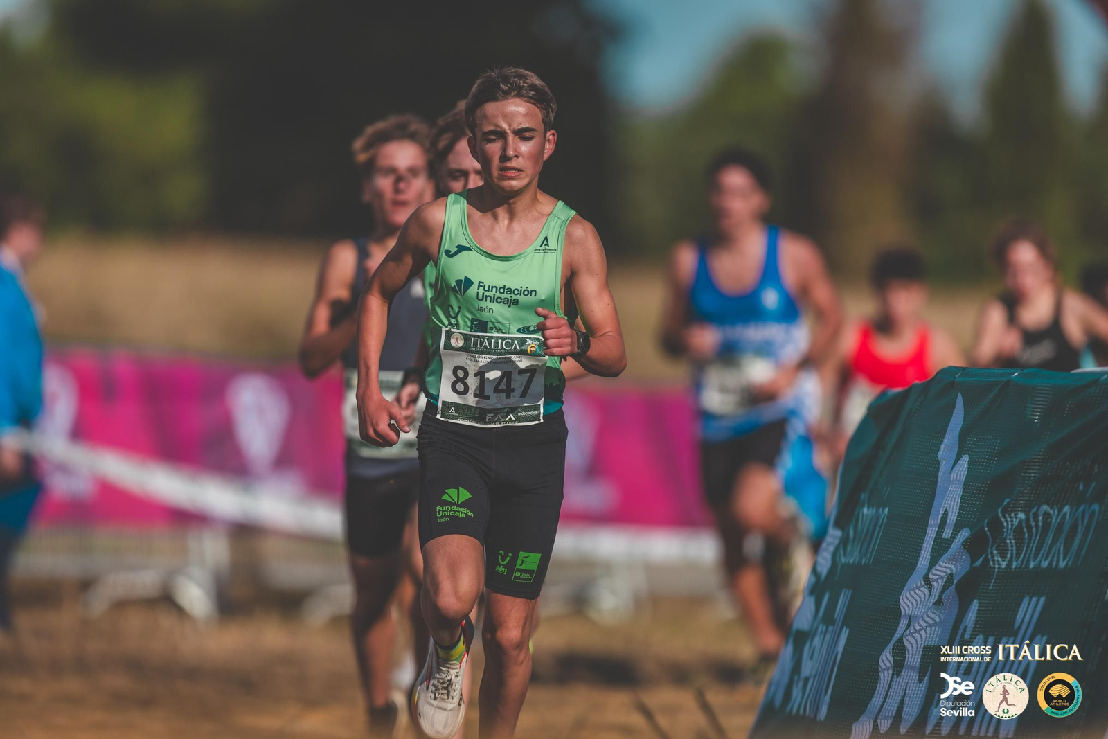 Búscate en las fotos del Cross de Itálica 2025 | 6