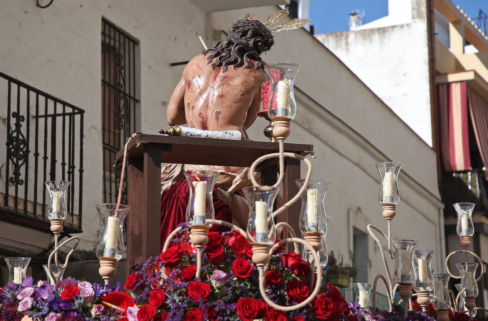 Fotos del Lunes Santo en Algeciras: Coronado de Espinas y La Columna