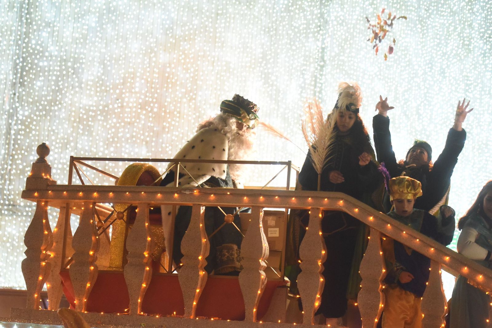 La ilusión se extiende por Córdoba en una mágica cabalgata de Reyes