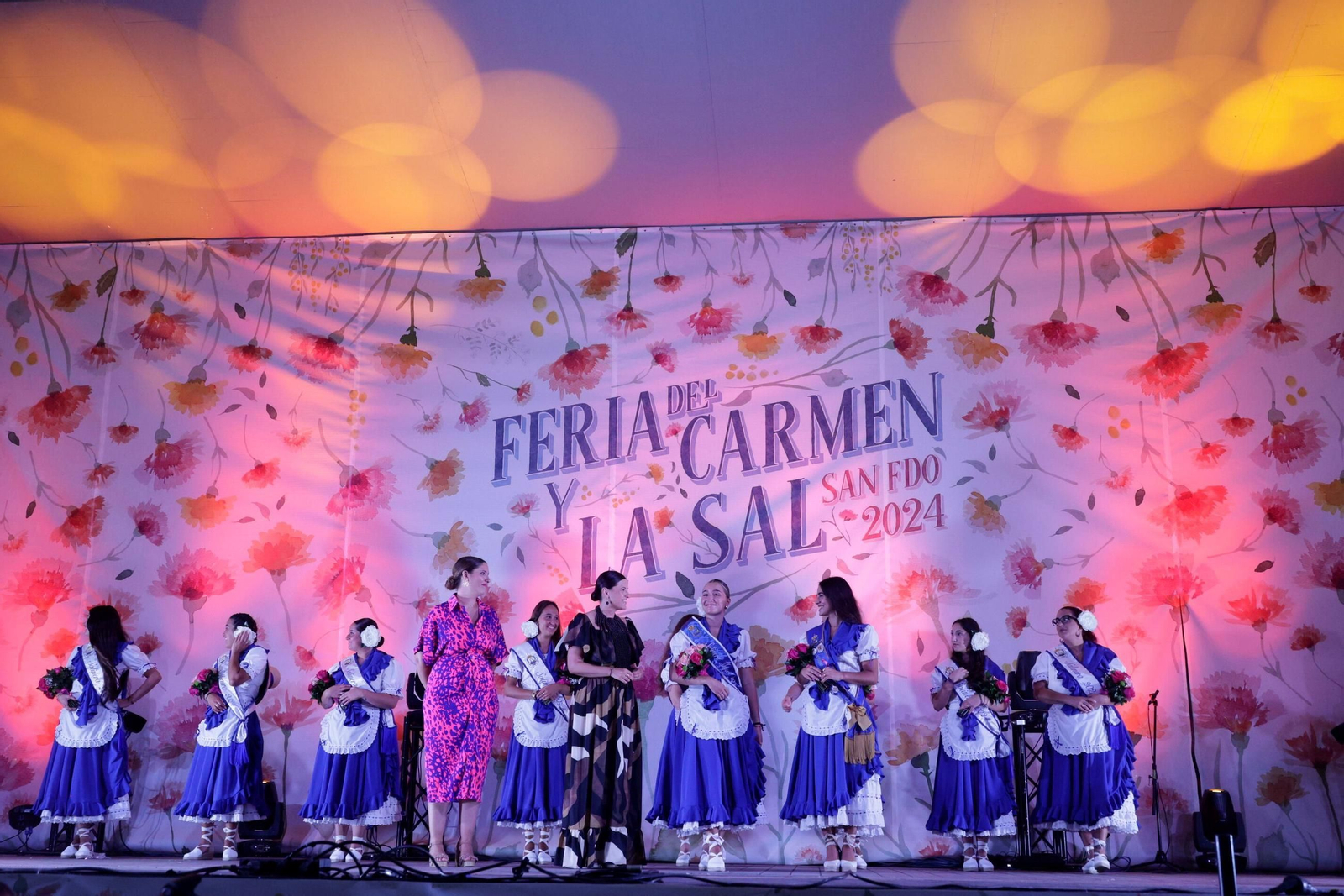 Las imágenes de la primera noche de la Feria del Carmen y de la Sal en San Fernando Las imágenes de la primera noche de la Feria del Carmen y de la Sal en San Fernando