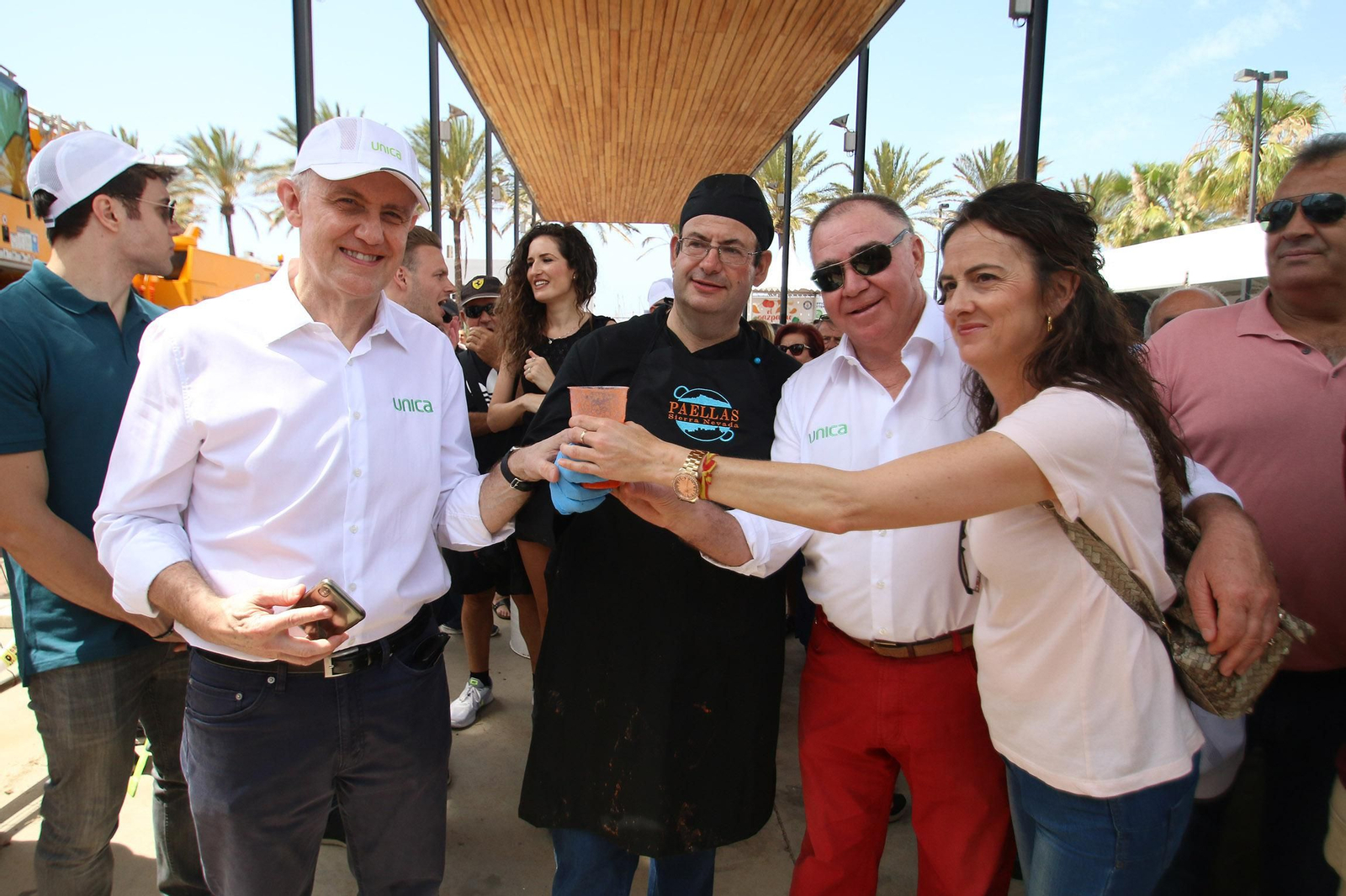Fotogalería del récord Guinnes del gazpacho más grande del mundo