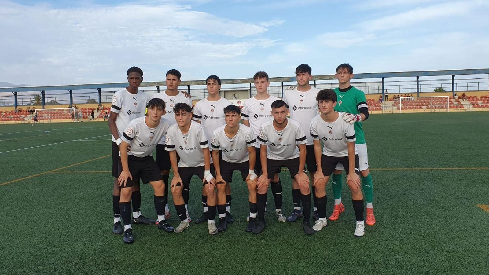 Once presentado por el conjunto de la barriada almeriense en un encuentro de esta temporada.