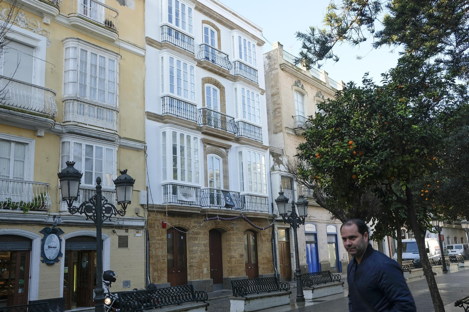 Apartamentos turísticos autorizados en la plaza de Candelaria.