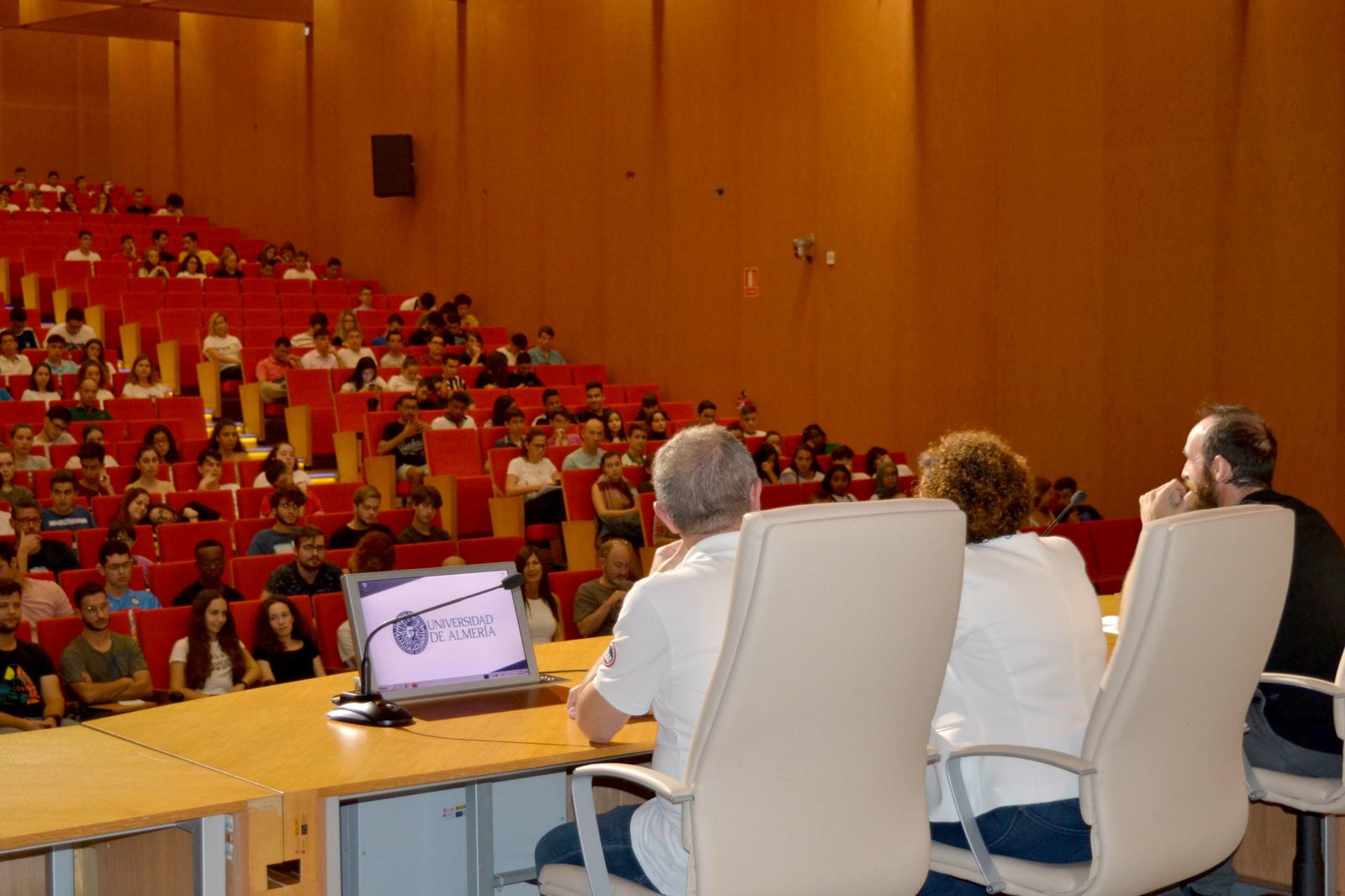 Ingenio matemático preuniversitario en la UAL.