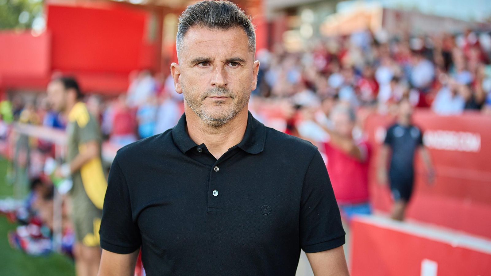 Iván Ania, el técnico del Córdoba CF, en Anduva.