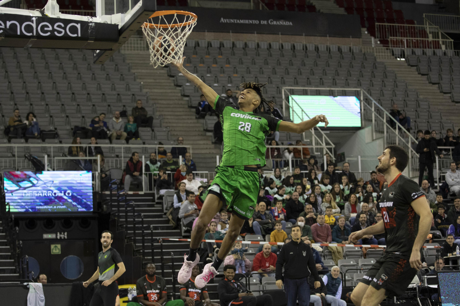 Las imágenes del primer Fénix Game del Covirán Granada