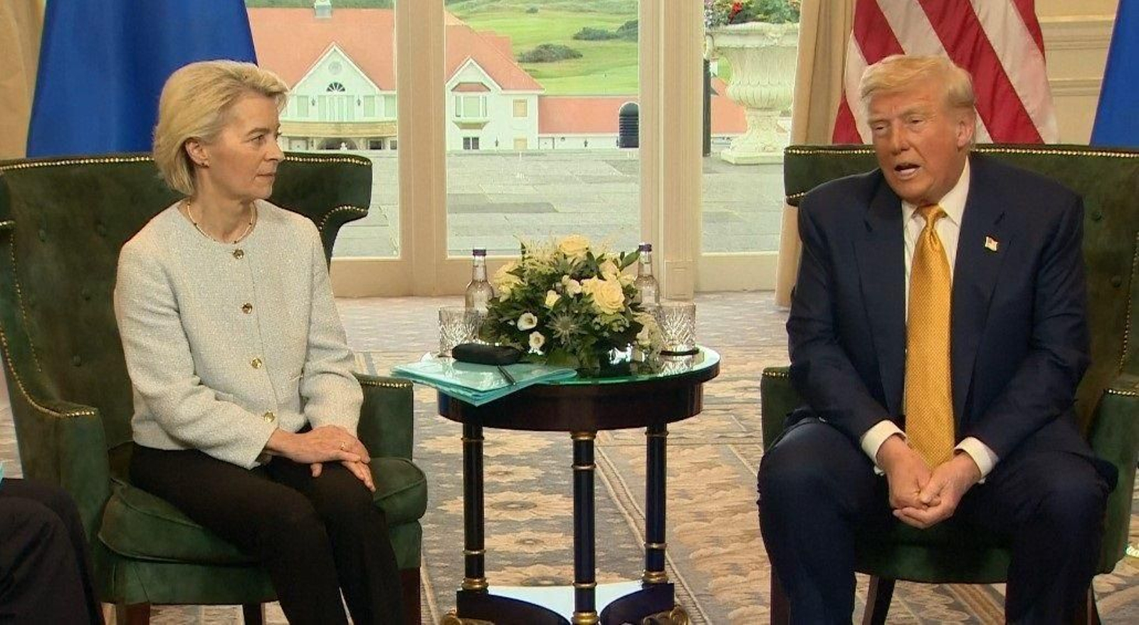 El presidente estadounidense, Donald Trump, y la presidenta de la Comisión Europea, Ursula von der Leyen