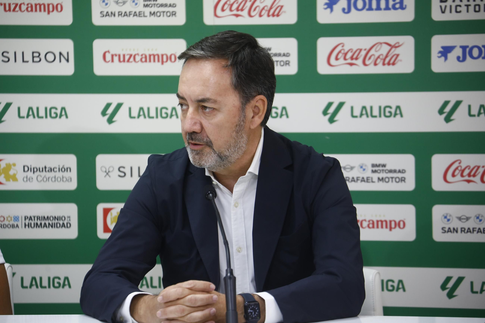 Las mejores fotos de la presentación de Ignasi Vilarrasa como nuevo jugador del Córdoba CF