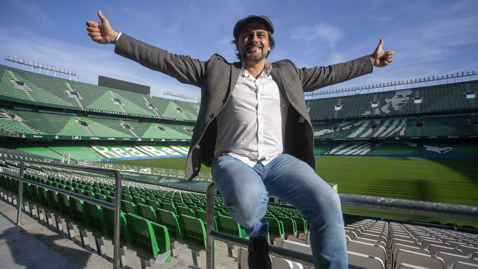 Francisco Campos Barba está preseleccionado para los premios Goya como Mejor Director.