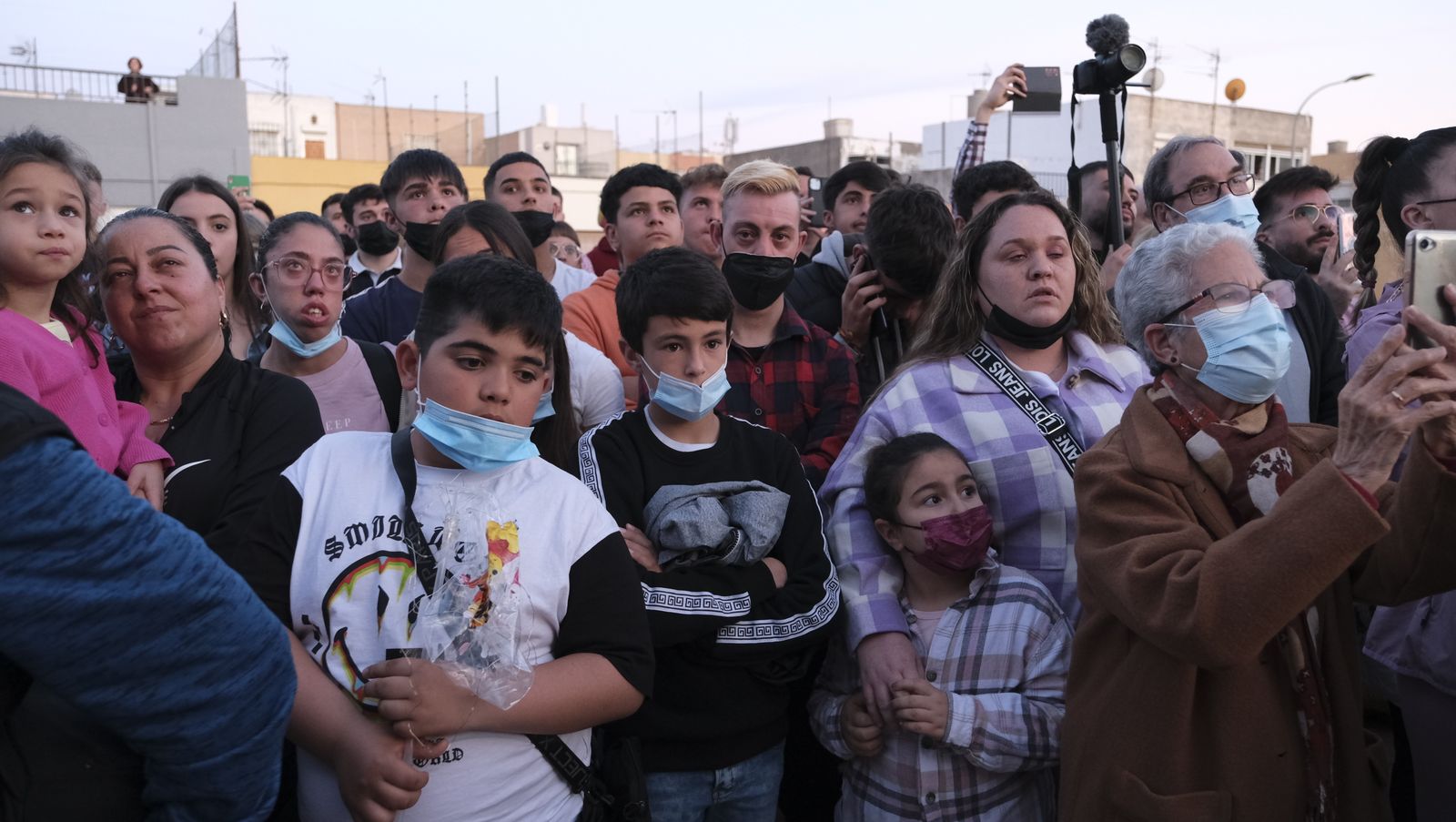 Fotogalería de la procesión de Unidad por el Barrio de Piedras Redondas. Almería