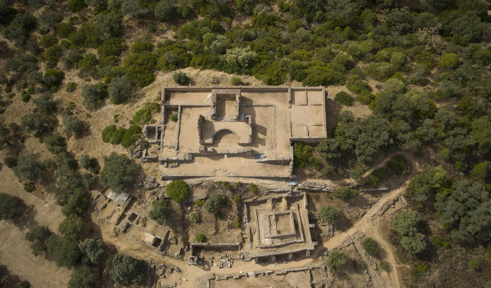 Las espectaculares fotos del yacimiento romano de Munigua
